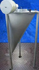 Pick-Up Hopper- 25 Gallon