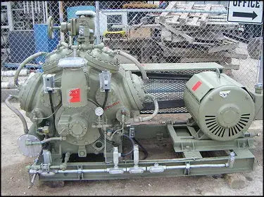 Compresor alternativo de amoníaco Mycom de 8 cilindros - 150 HP