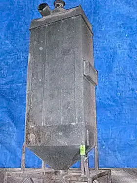 Dust Collector With Dump Hopper