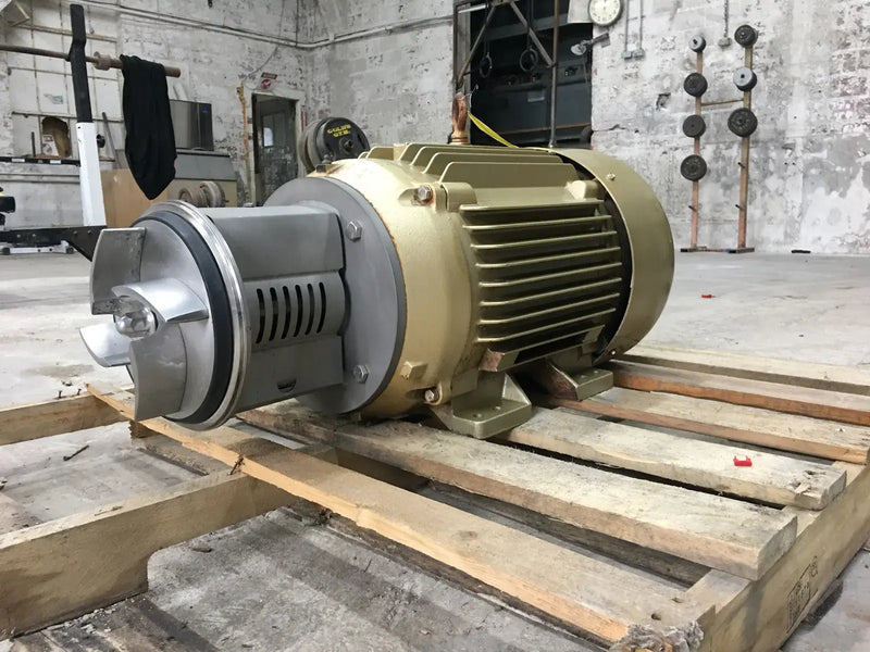 Bomba centrífuga Ampco AC+328MDG28TS-S (30 HP, 800 GPM máx.)