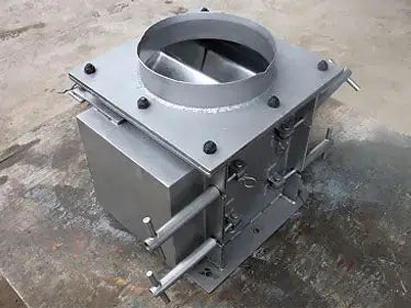 Bunting Magnetics Co. Powder Flow Thru Magnet