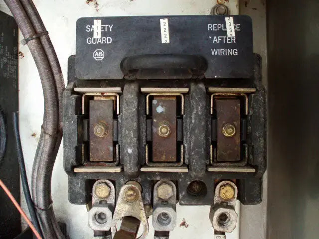 Fitzpatrick Company Guilo River FitzMill with Control Panel