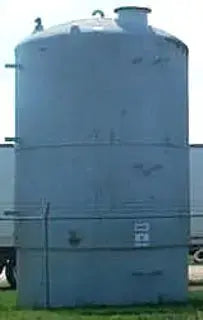 Red Ewald Fiberglass Tank - 12,000 Gallon