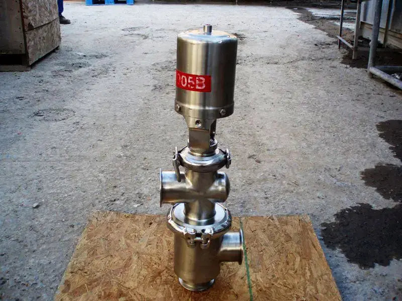 Single Stem Flow Diversion Valve
