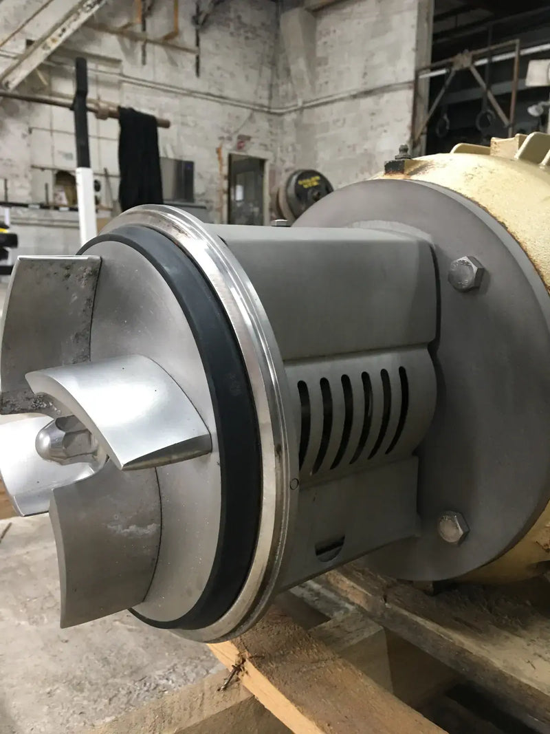 Bomba centrífuga Ampco AC+328MDG28TS-S (30 HP, 800 GPM máx.)