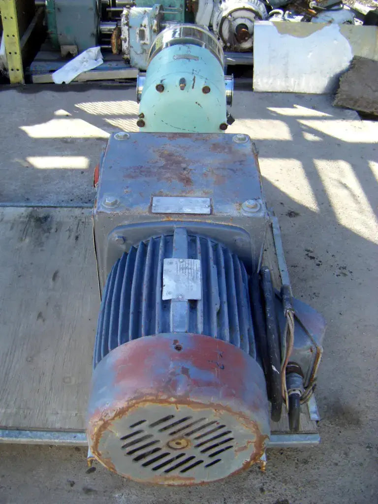 Bomba de desplazamiento positivo Tri-Clover PRE300-4M-UH4-SL-S (10 HP, 300 GPM máx.)