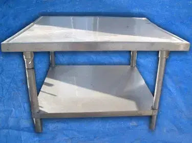 Mesa de acero inoxidable