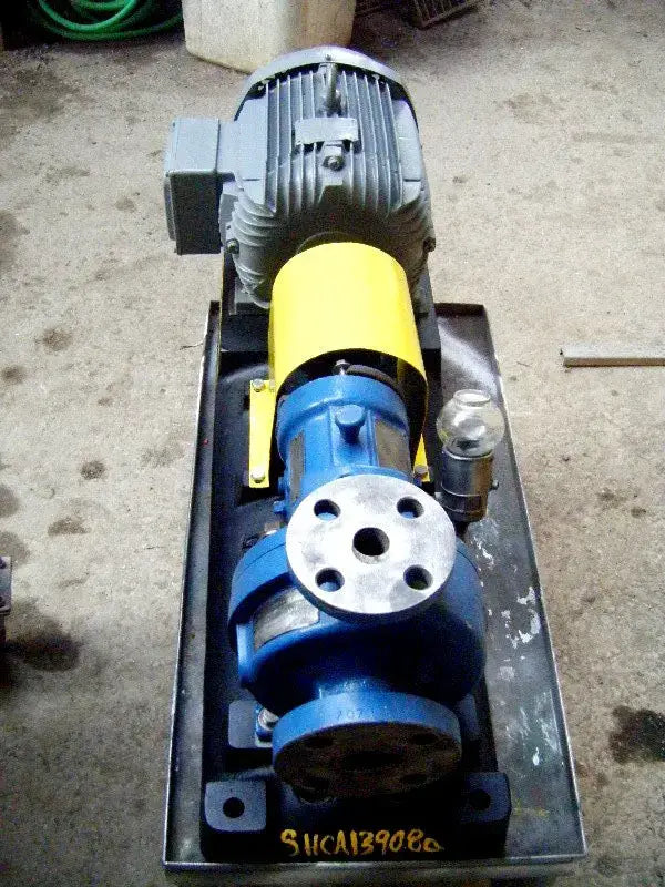 Bomba centrífuga Goulds 3196 (7,5 HP, 150 GPM máx.)