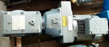 Motor with Gear Box 1-1/2 HP