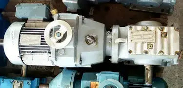 Motor with Gear Box 1-1/2 HP