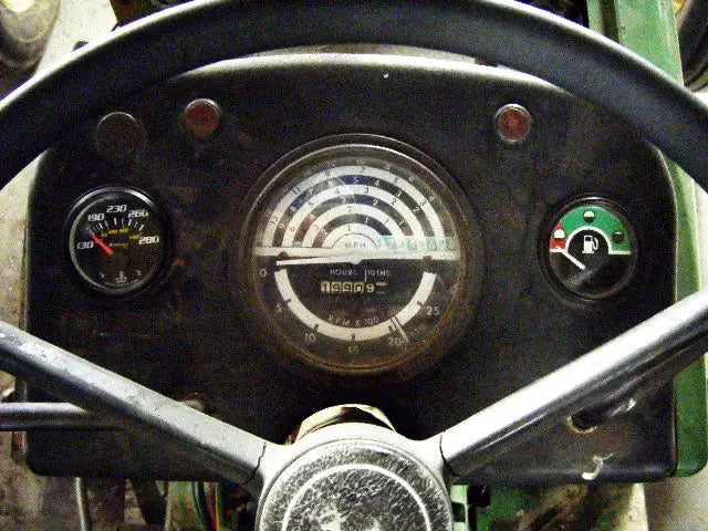John Deere 401BG Tractor