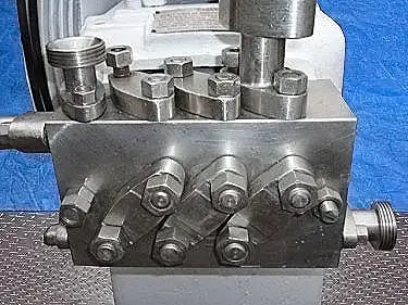 Cherry Burrell Stellar Series Homogenizer - 2150 PSI
