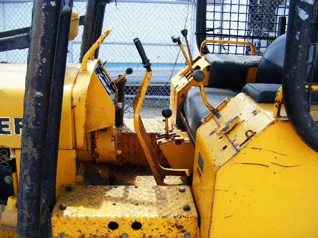 John Deere Relife Crawler Bulldozer