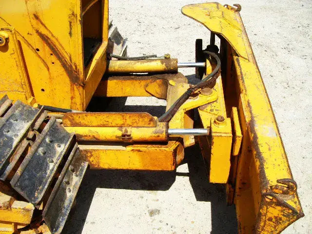 John Deere Relife Crawler Bulldozer