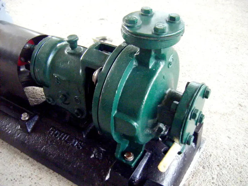 Bomba centrífuga Goulds 3196 (7,5 HP, 150 GPM máx.)