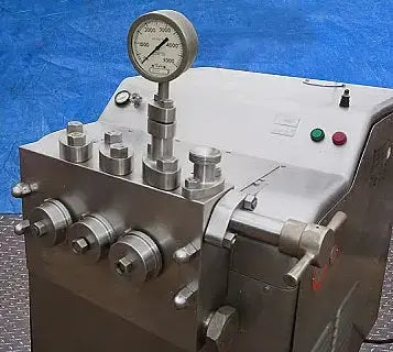 Cherry-Burrell Stellar Series Superhomo Homogenizer
