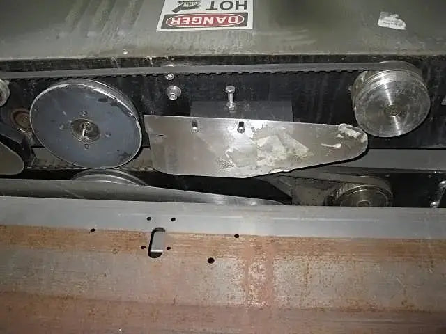 Amscomatic Conveyor Bag Sealer