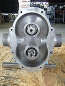 Bomba de desplazamiento positivo (10 HP, 140 GPM máx.)