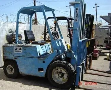 Clarke Forklift 5000 # Triple Mast LP