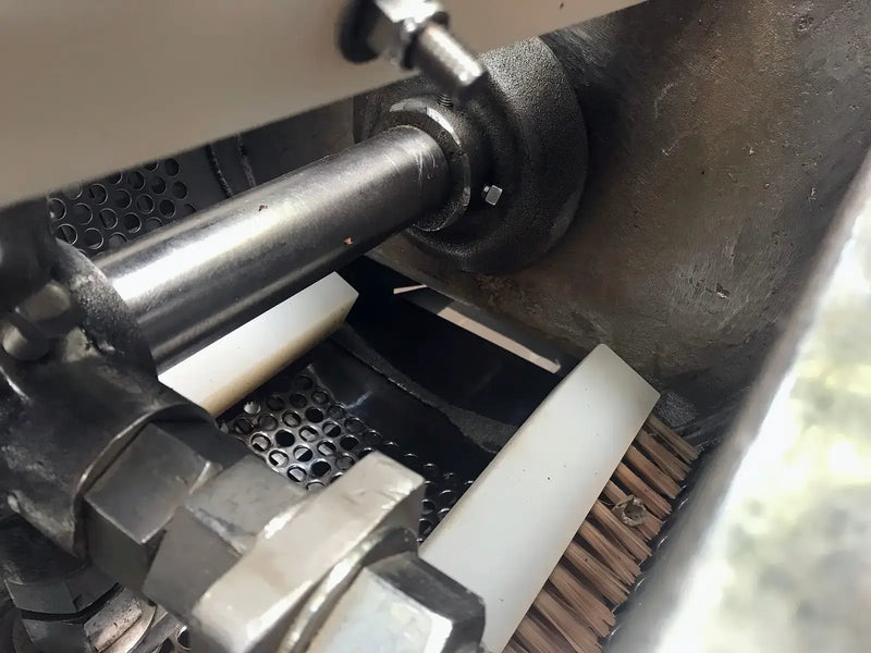 FMC Model 100 Brush Pulper Finisher
