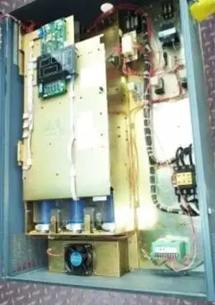 Inversor de frecuencia variable Allen-Bradley de 75 HP