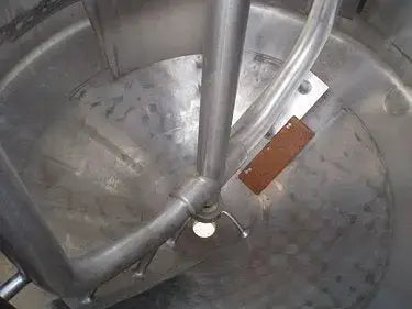 Tanque de procesador con camisa de acero inoxidable APV, 500 galones