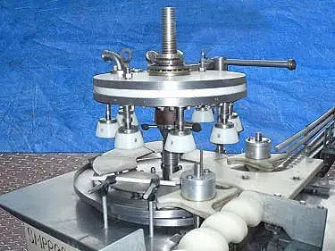Cozolli MRM Elgin 8-head Rotary Filler