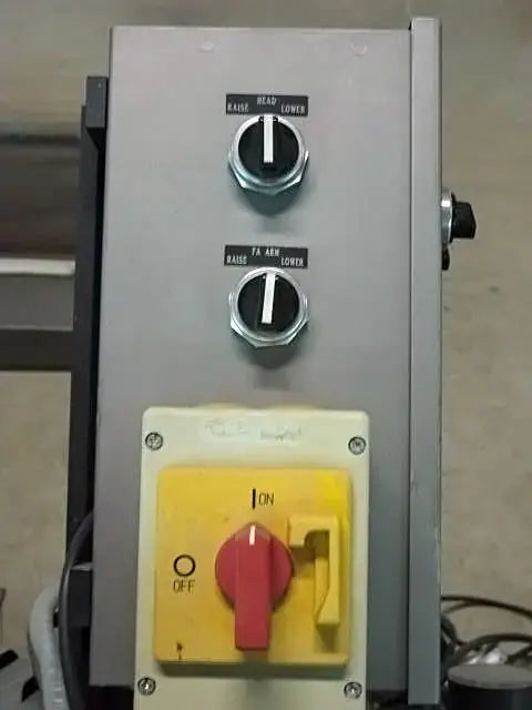 Amscomatic Conveyor Bag Sealer