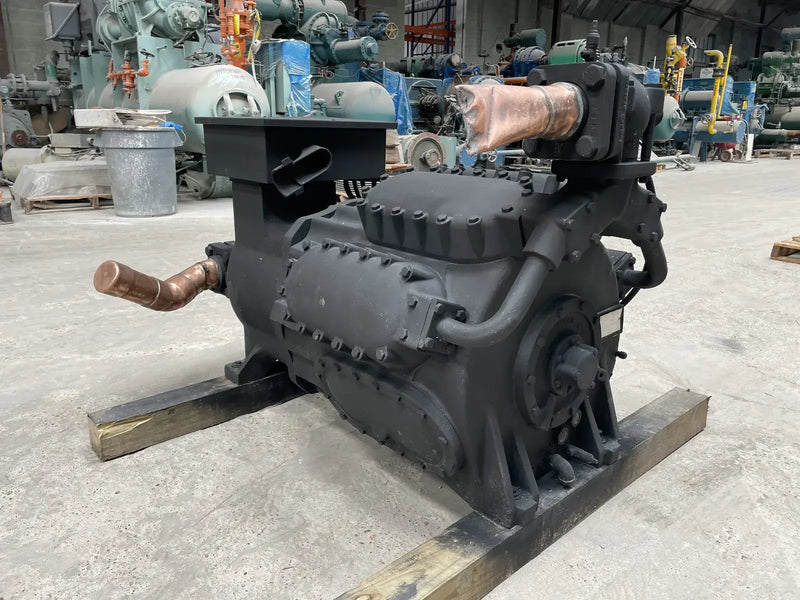 York JS83FS46/50S Semi-Hermetic Compressor (460-380/415 V)