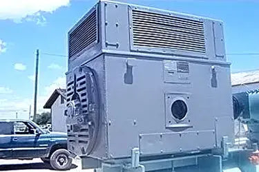 FES 575 Rotary Screw Compressor Package (Mycom 250VLD, 700 HP 2400/4160 V)