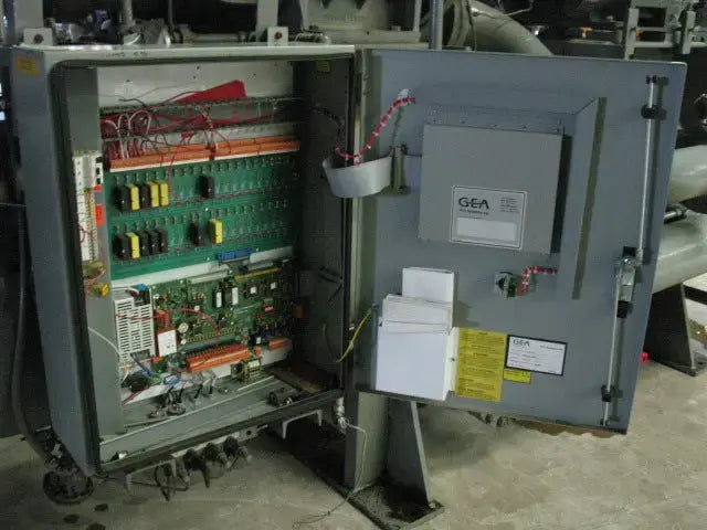 FES 550B Rotary Screw Compressor Package (Dunham-Bush 2516, 200 HP 460 V)