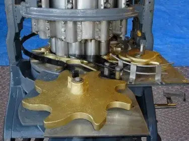 Llenadora de pistón FMC 10