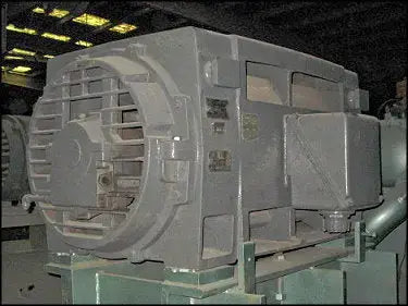 Motor General Electric - 700 HP