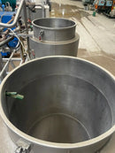 Skid de recuperación de esencias con tanques de almacenamiento y bombas