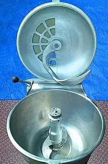 Hobart Vertical Cutter/Mixer- 25 Quart