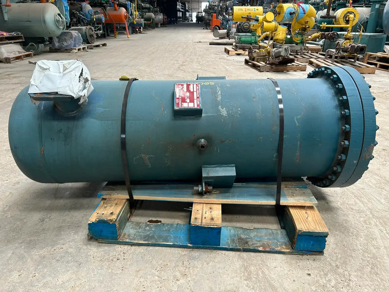 Vilter Super Separator Vertical Ammonia Oil Tank ( 20 in O.D X 60 in. 100 Gallons)