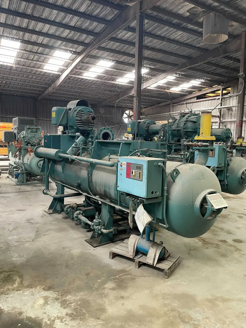 FES 28MB Rotary Screw Compressor Package (MISSING SCREW, 250 HP 230/460 V, FES Micro Control Panel)