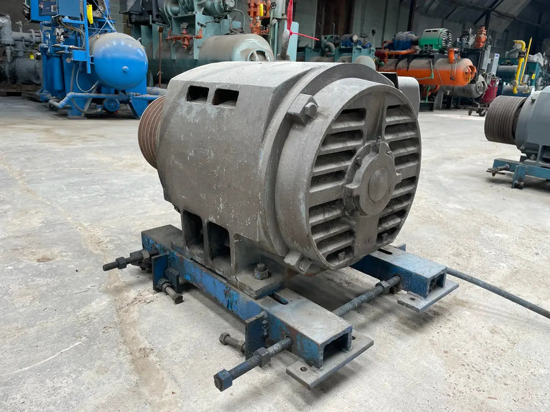 Motor Toshiba B1004VLF3U3H (100 CV, 1775 RPM, 230/460 V)