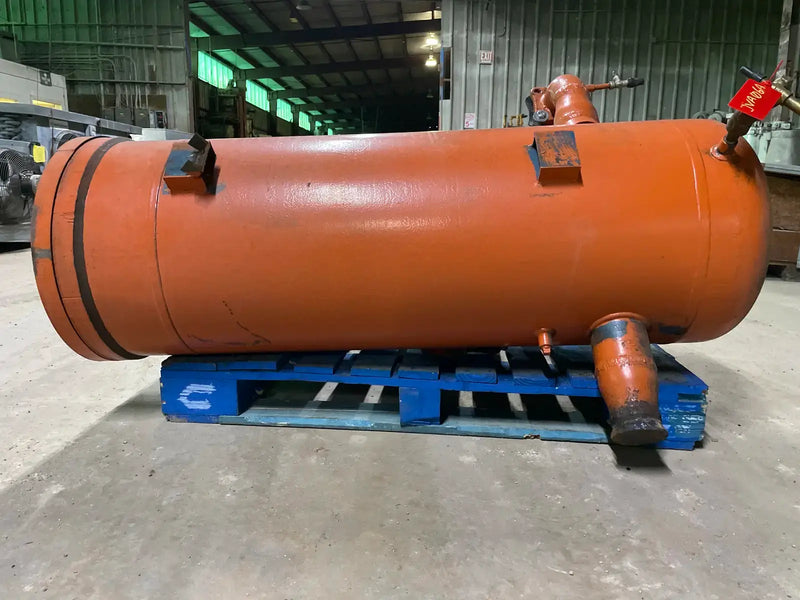Vilter Super Separator Vertical Oil Tank (20in X 60in. 100 Gallons)