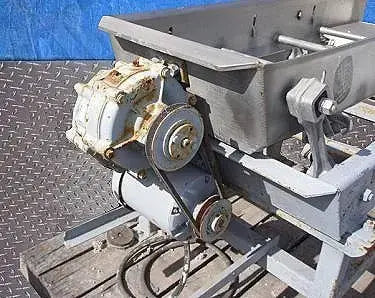 Key Equipment Company Dogbone Vibrating Screener