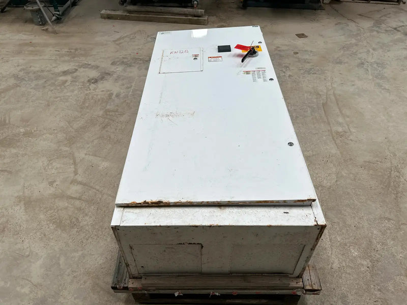 Arrancador de motor para compresor de tornillo de estado sólido Schneider Electric (400 HP, 460 voltios, 60 Hz)