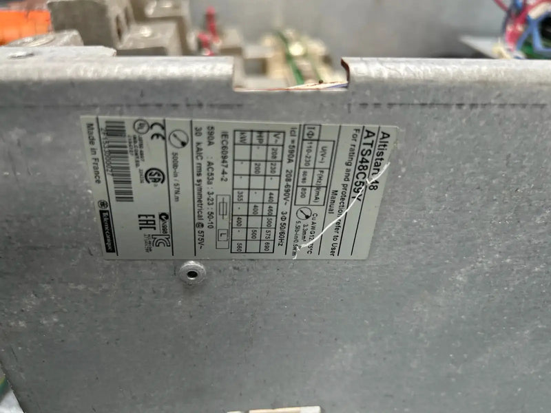 Arrancador de motor para compresor de tornillo de estado sólido Schneider Electric (400 HP, 460 voltios, 60 Hz)