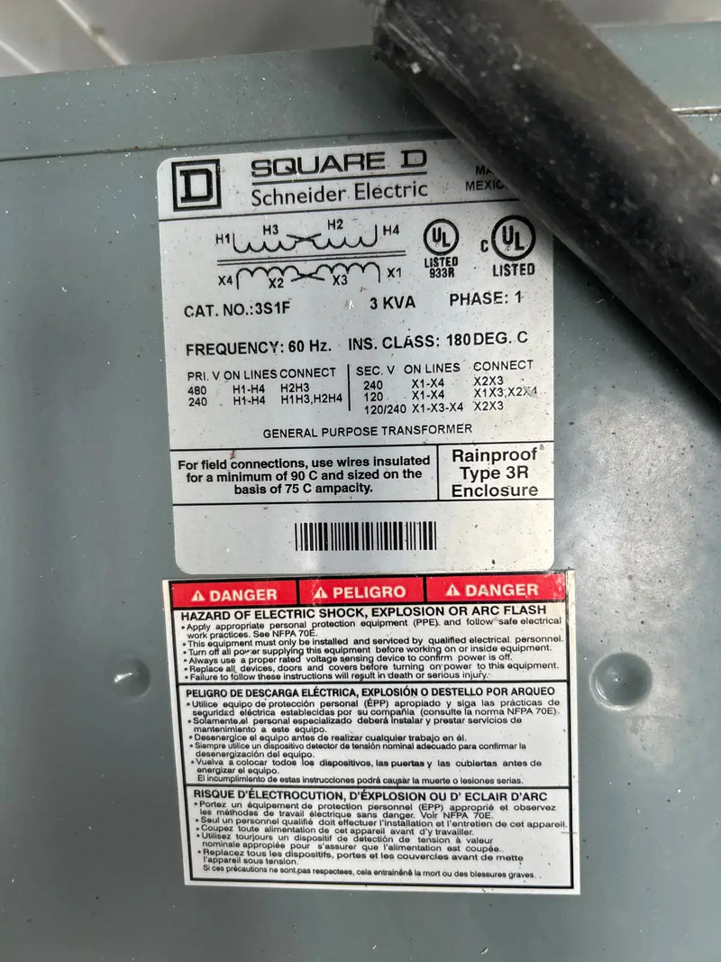 Arrancador de motor para compresor de tornillo de estado sólido Schneider Electric (400 HP, 460 voltios, 60 Hz)