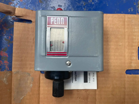 Johnson Controls P70CA-64C Pressure Control