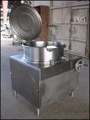 Hervidor basculante de acero inoxidable Legion - 35 galones