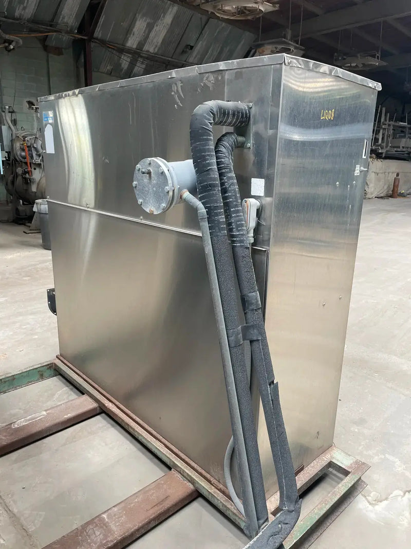Artic-Temp Stainless Steel 1500RCU Plate Ice Maker (Halocarbon (Freon) Refrigeration, 5 Ton Day,Lightly Used)