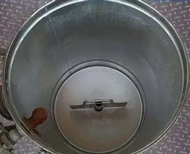 Tanque de mezcla/mezcla: 30 galones