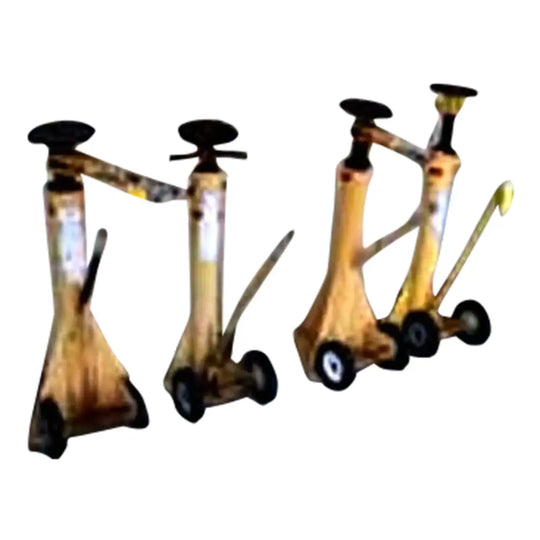 Stabilizing Jacks for Trailers