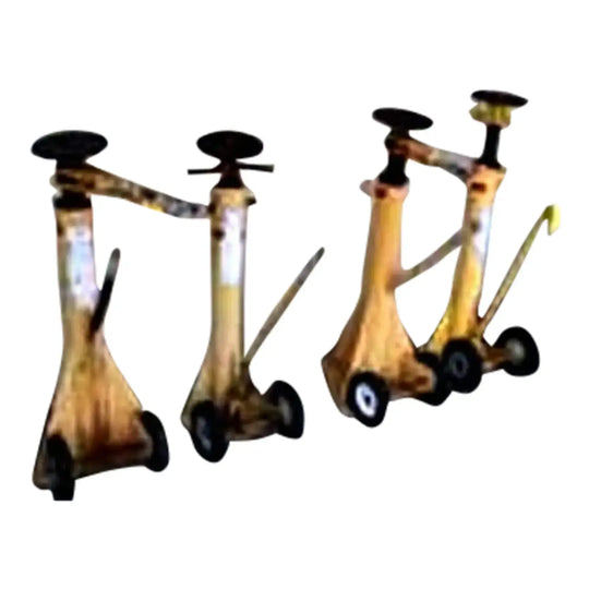 Stabilizing Jacks for Trailers