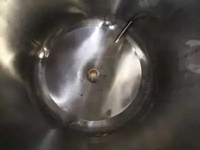 Procesador Mueller de acero inoxidable - 160 galones